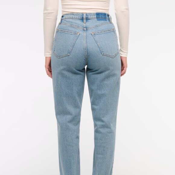 Curve Love Ultra High Rise 90s Straight Jean - Picture 10 of 10